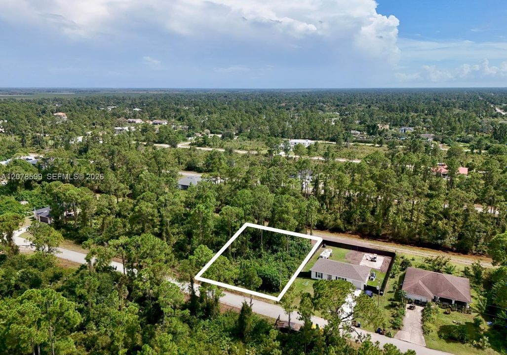 待售: $20,000 (0.23 acres)