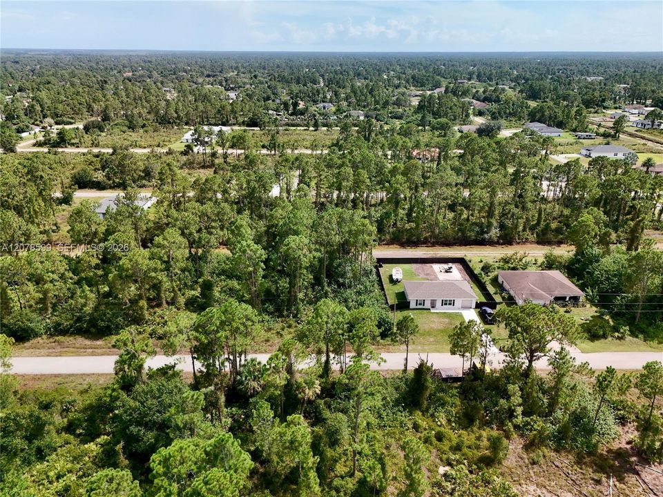 待售: $20,000 (0.23 acres)