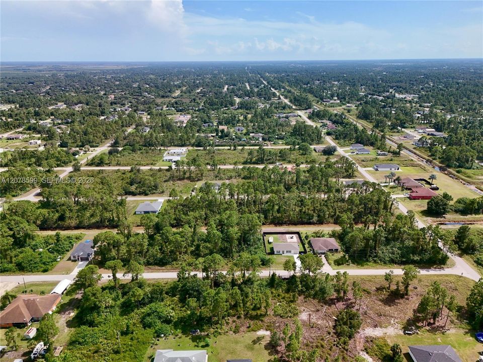 待售: $20,000 (0.23 acres)