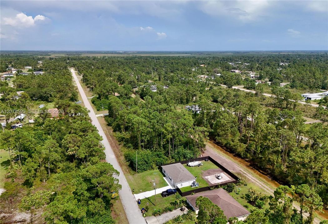 待售: $20,000 (0.23 acres)