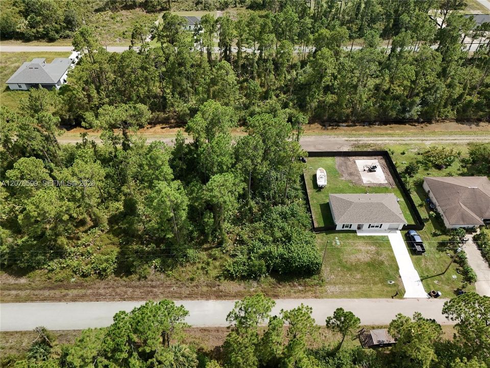 待售: $20,000 (0.23 acres)