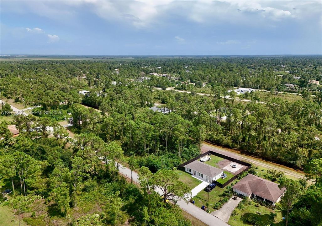 待售: $20,000 (0.23 acres)