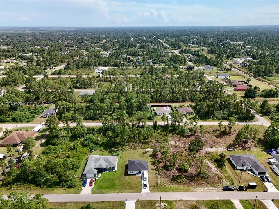 待售: $20,000 (0.23 acres)