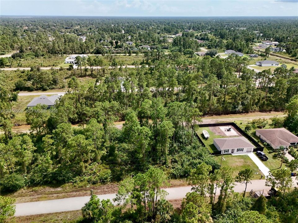 待售: $20,000 (0.23 acres)