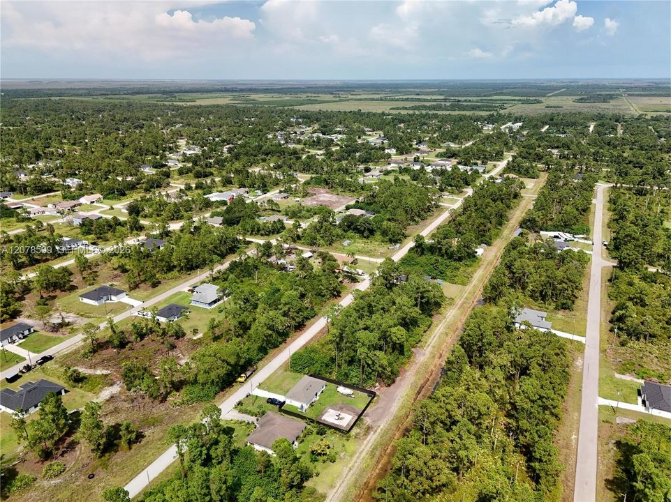 待售: $20,000 (0.23 acres)