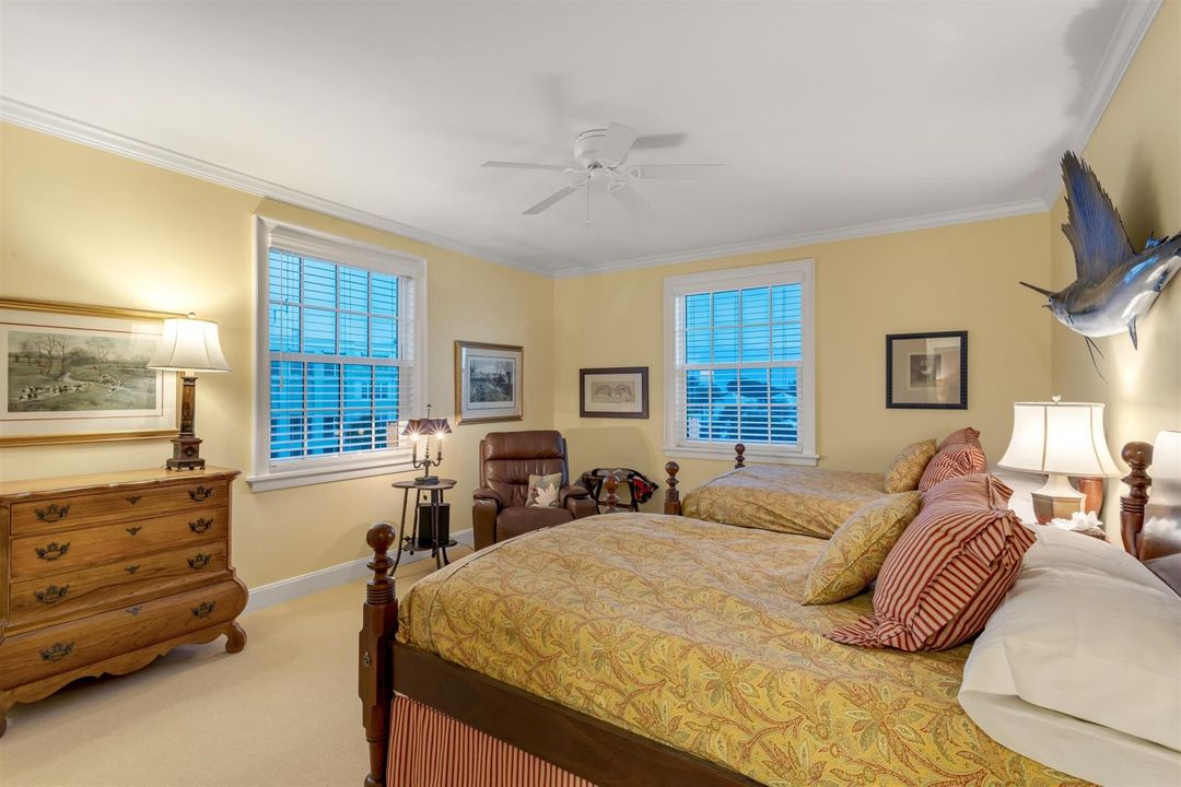 BEDROOM_1