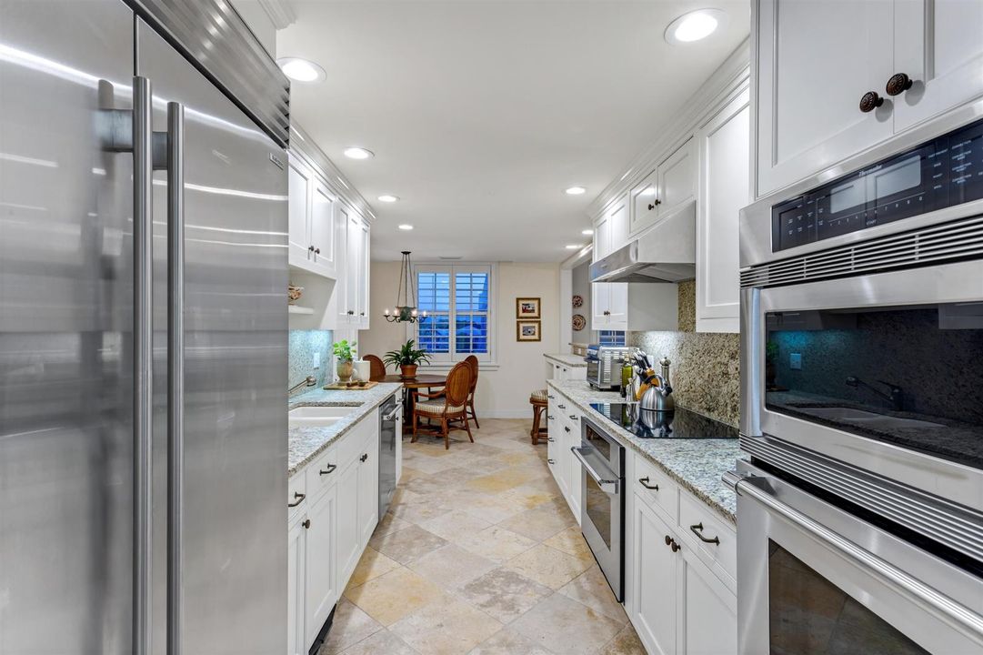 KITCHEN_STRAIGHT_SUNRISE-2