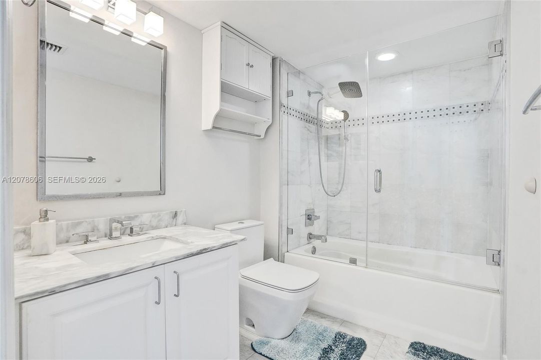 For Rent: $4,500 (1 beds, 1 baths, 740 Square Feet)
