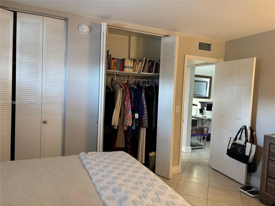 For Rent: $1,600 (1 beds, 1 baths, 658 Square Feet)