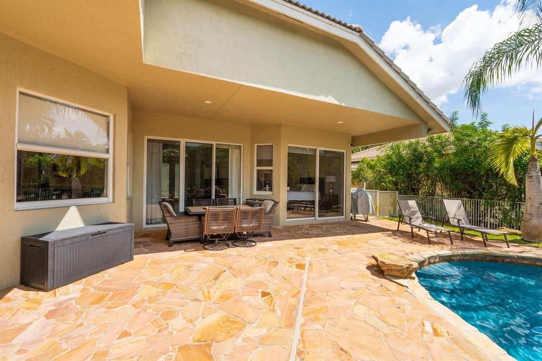 45-web-or-mls-A7406143