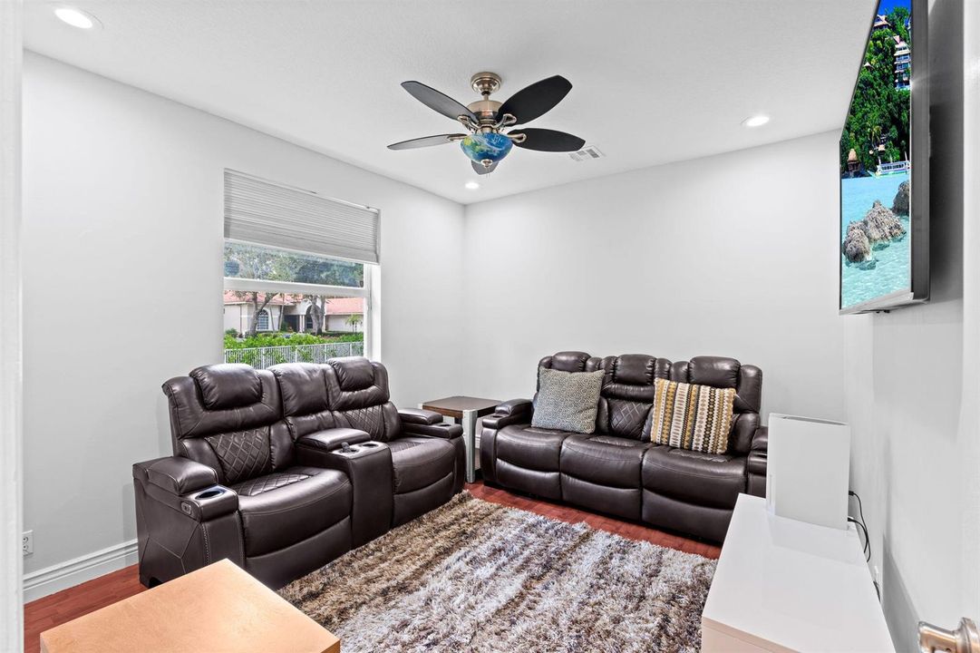 37-web-or-mls-A7406069