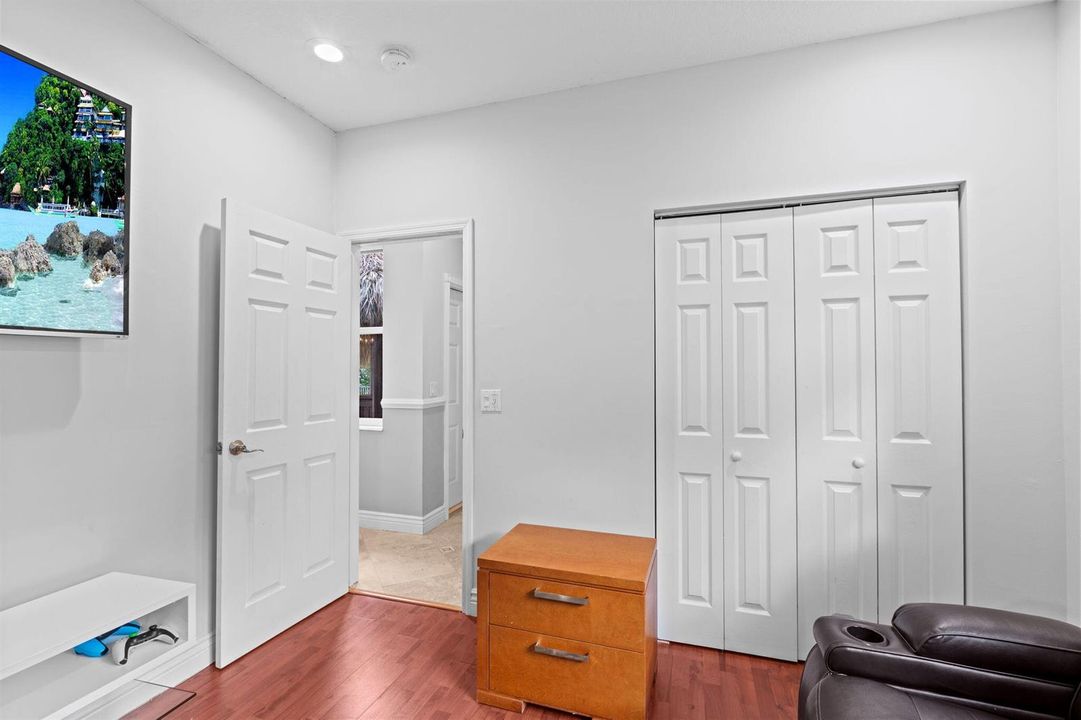 38-web-or-mls-A7406072