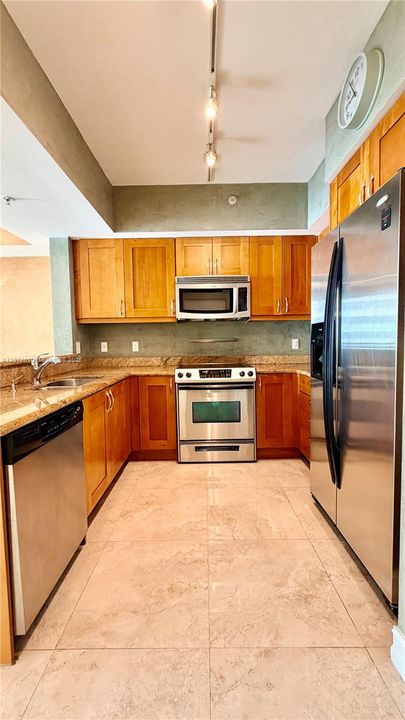 В аренду: $2,800 (2 спален, 2 ванн, 1052 Квадратных фут)