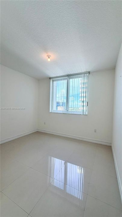 В аренду: $2,800 (2 спален, 2 ванн, 1052 Квадратных фут)