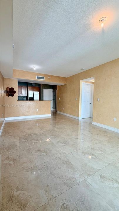 В аренду: $2,800 (2 спален, 2 ванн, 1052 Квадратных фут)