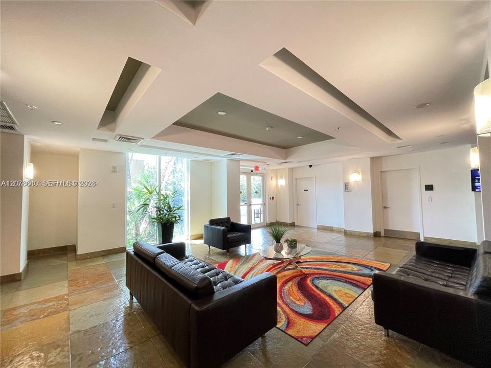 В аренду: $2,800 (2 спален, 2 ванн, 1052 Квадратных фут)