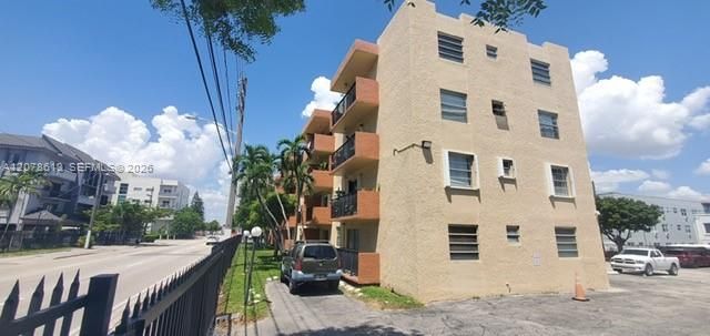 En Venta: $173,900 (1 camas, 1 baños, 688 Pies cuadrados)
