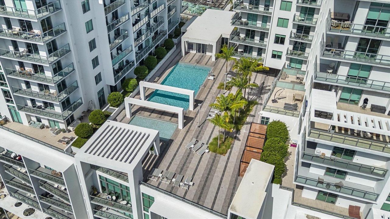 35-3900 Biscayne Blvd #S910, Miami-16
