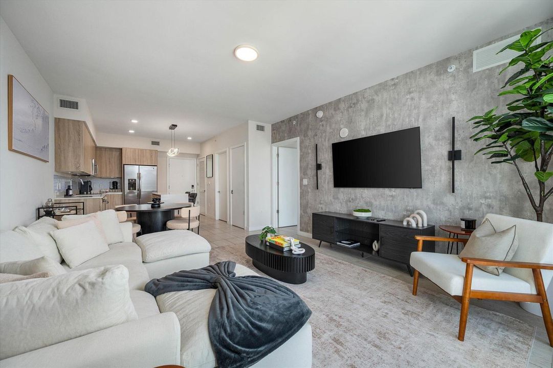09-3900 Biscayne Blvd #S910, Miami-25