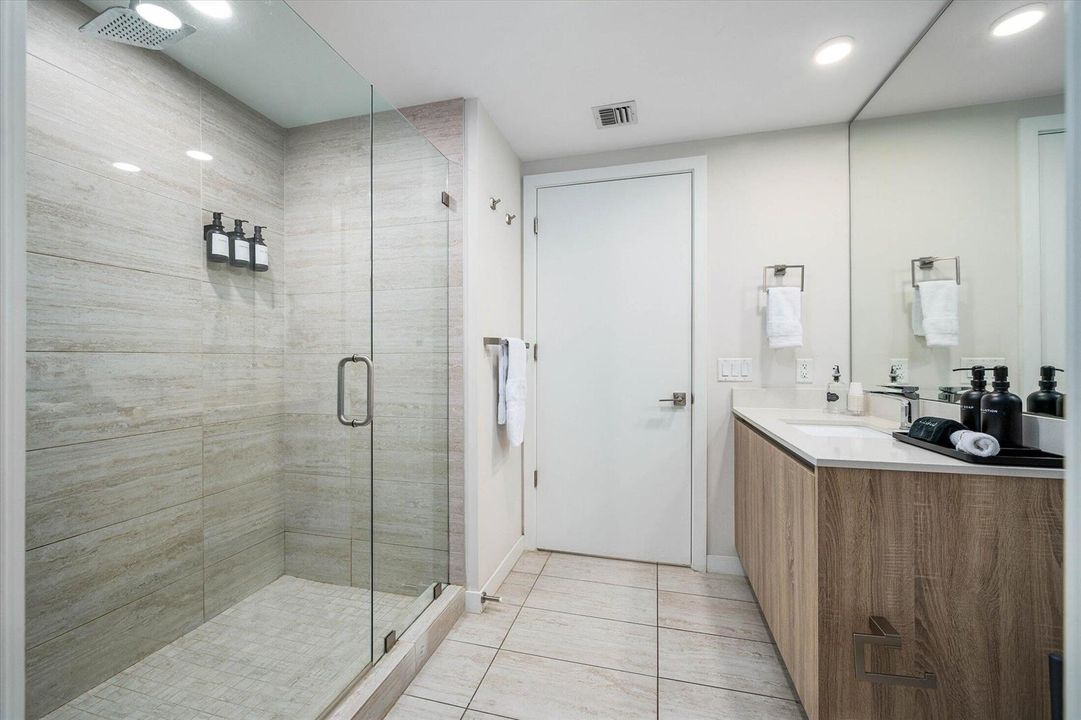 13-3900 Biscayne Blvd #S910, Miami-34