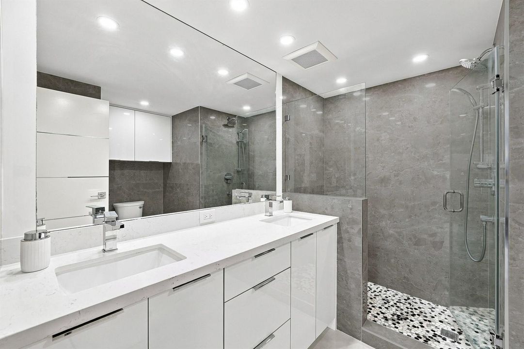 55_primary bathroom