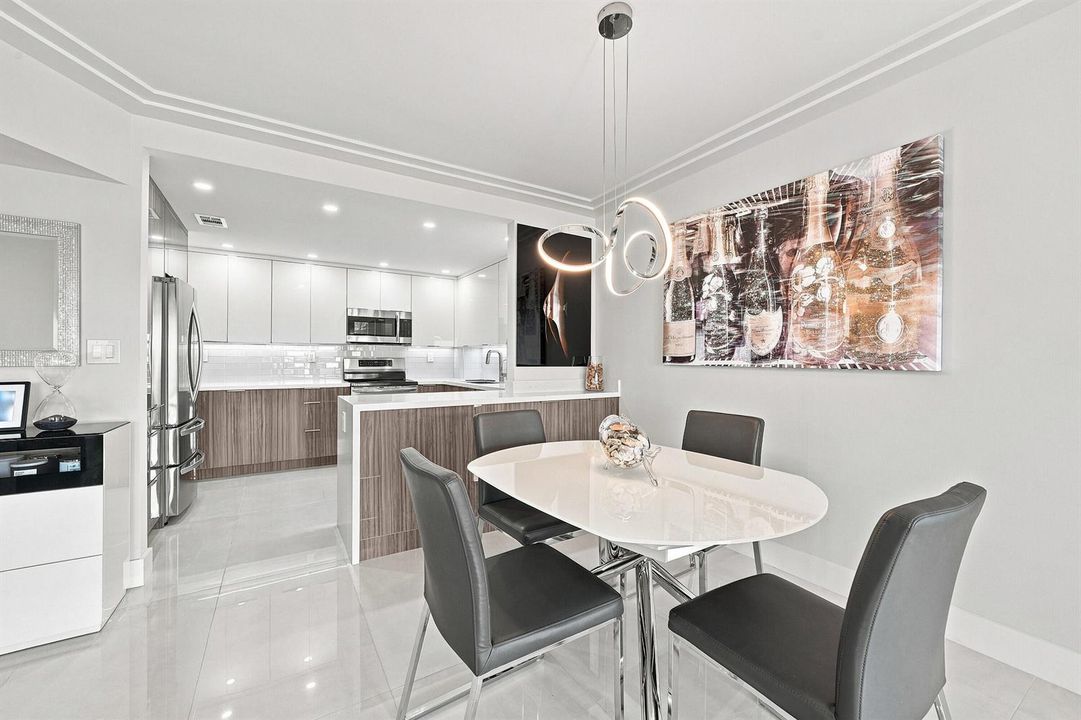 42_dining area