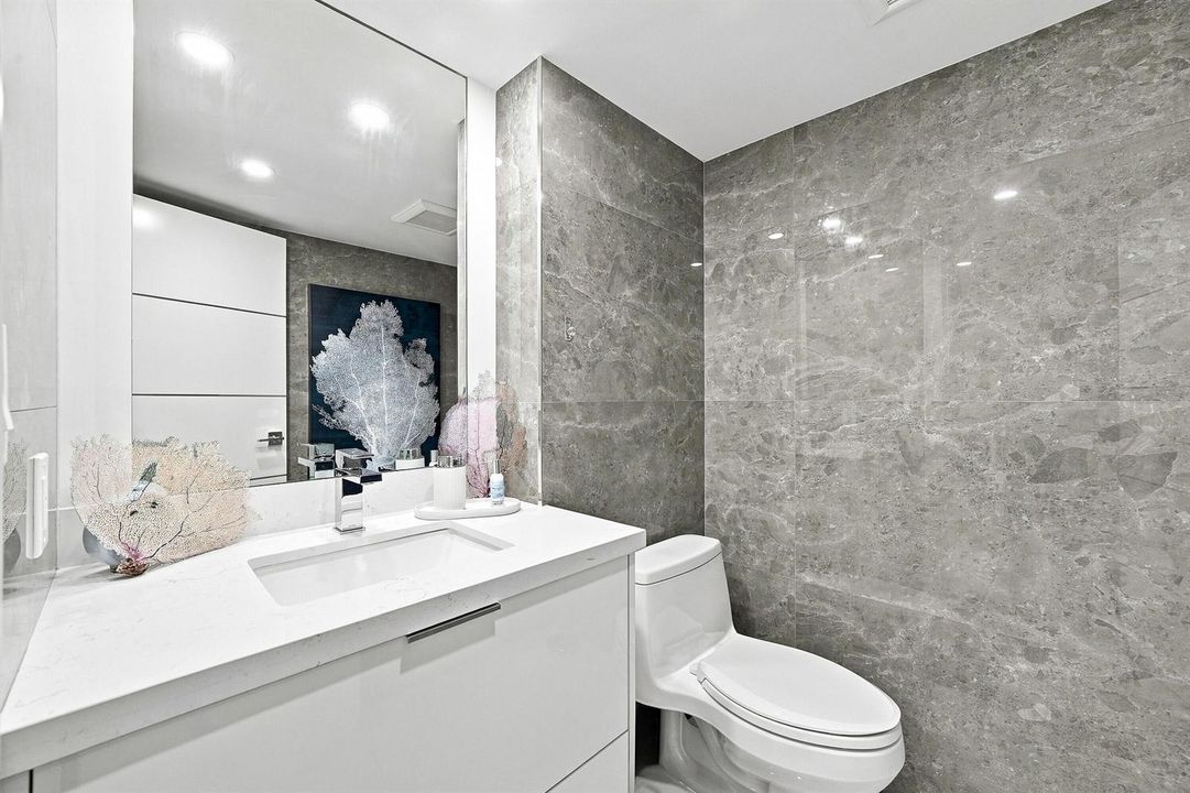 40_bathroom