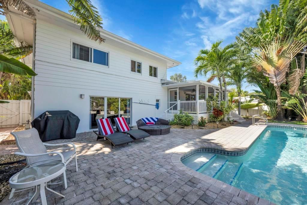 1771 NE 35th St Oakland Park 00033