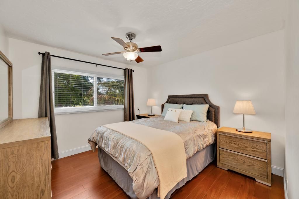 1771 NE 35th St Oakland Park 00037