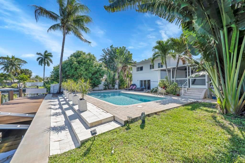 1771 NE 35th St Oakland Park 00027