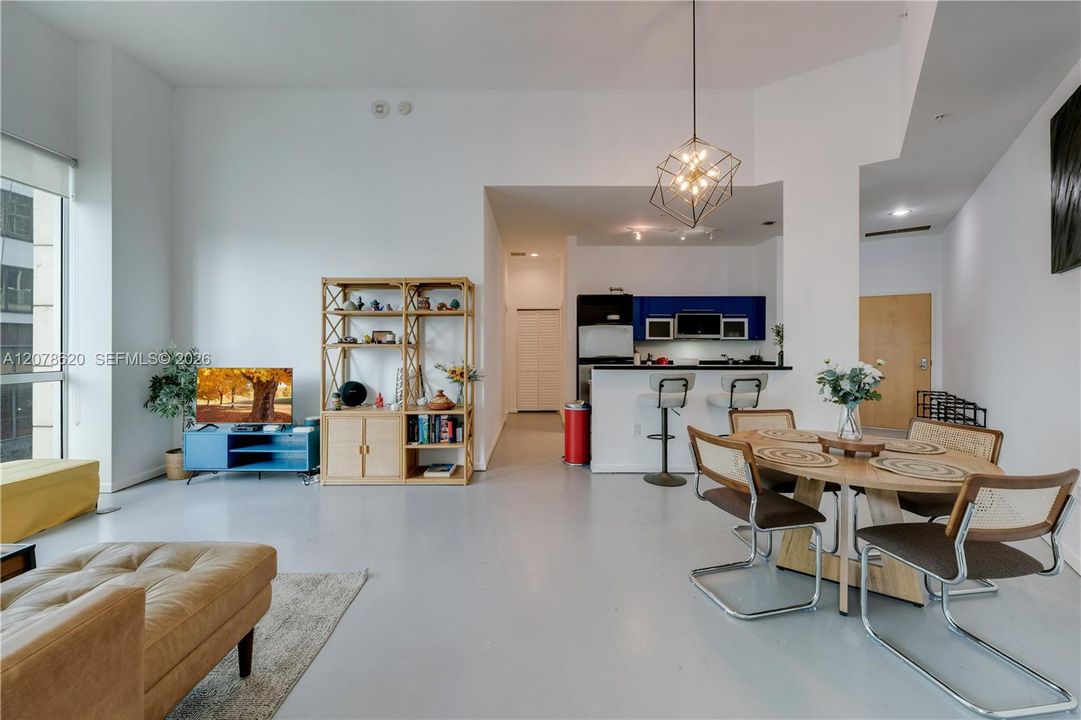 En Venta: $475,000 (2 camas, 1 baños, 1000 Pies cuadrados)