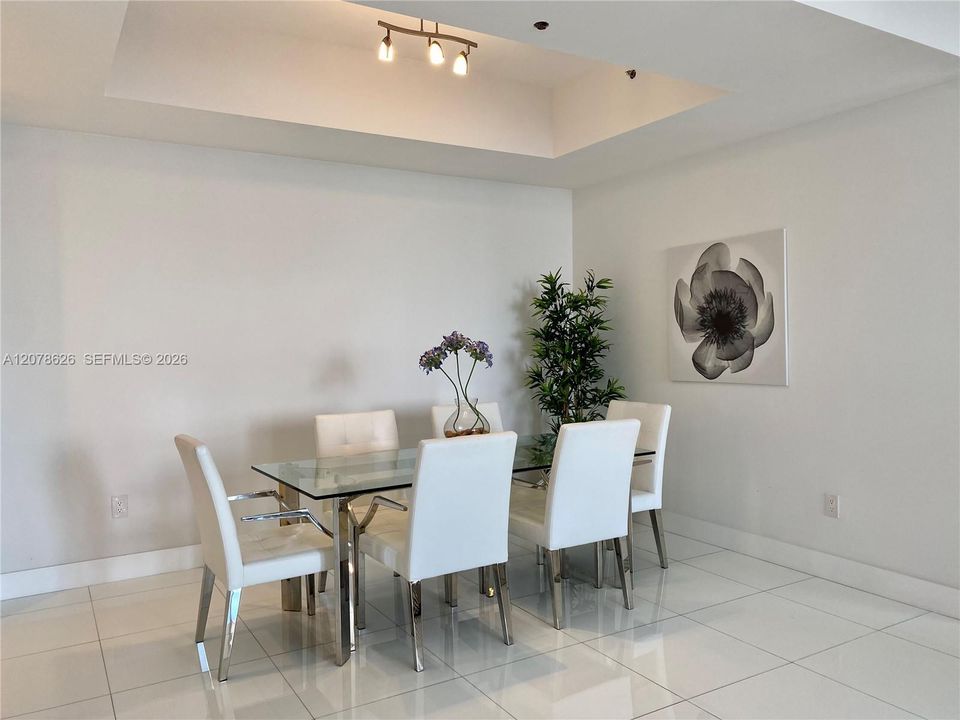 For Rent: $5,500 (2 beds, 2 baths, 1463 Square Feet)