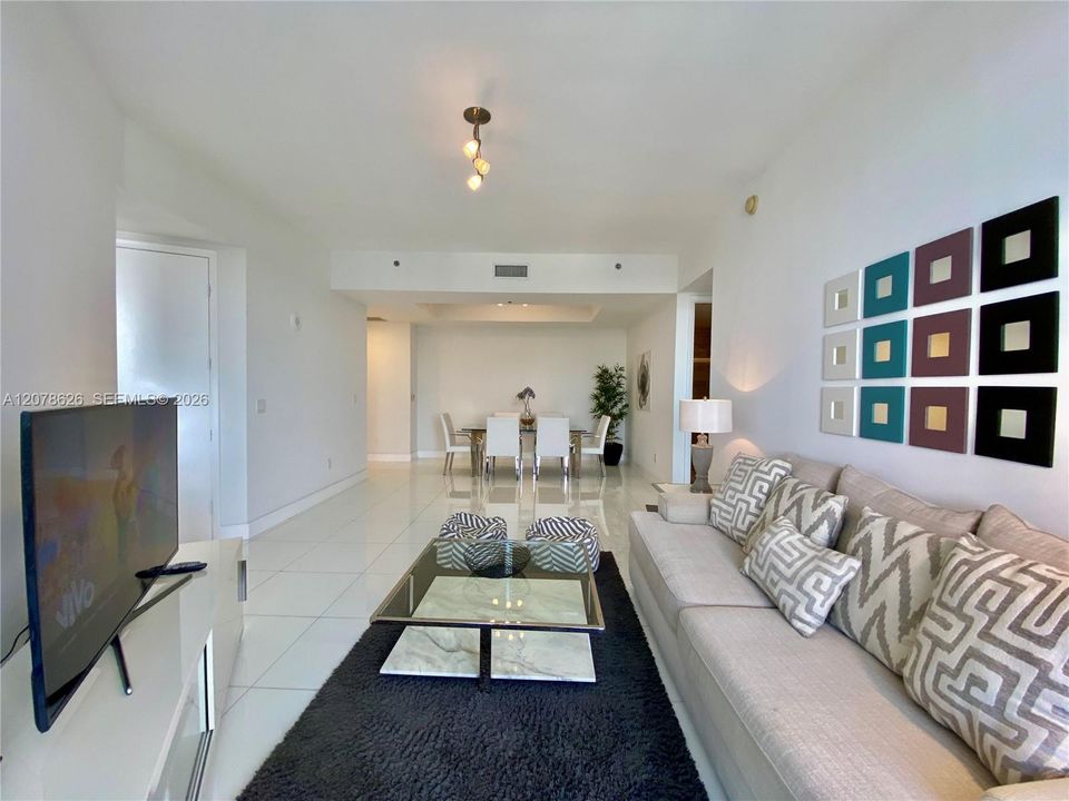 For Rent: $5,500 (2 beds, 2 baths, 1463 Square Feet)