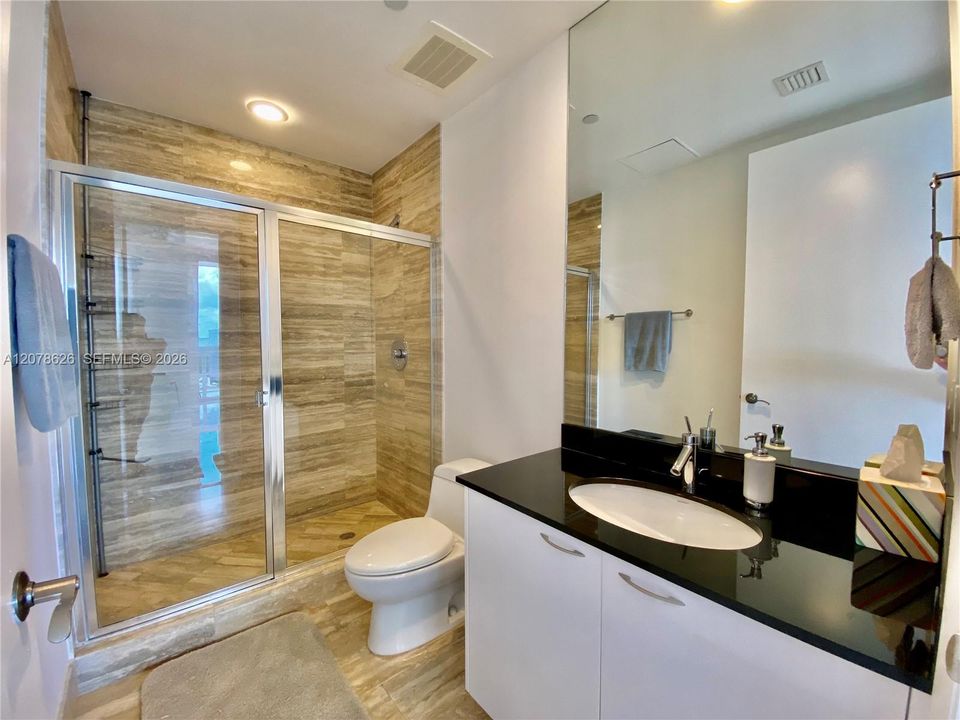For Rent: $5,500 (2 beds, 2 baths, 1463 Square Feet)
