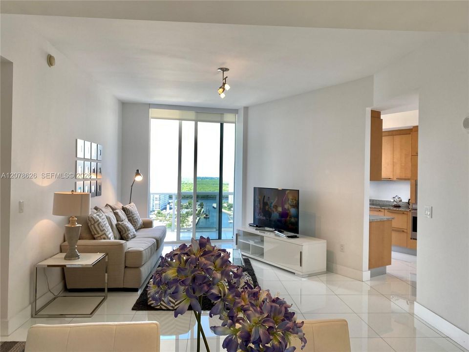For Rent: $5,500 (2 beds, 2 baths, 1463 Square Feet)