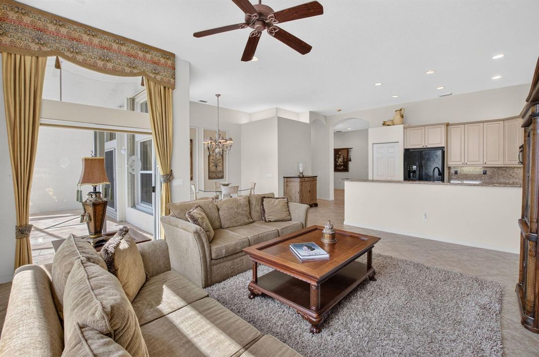 FAMILY ROOM/KITCHEN
