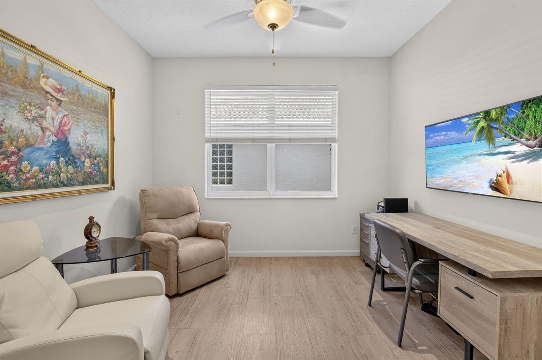 OFFICE/DEN/3RD BEDROOM