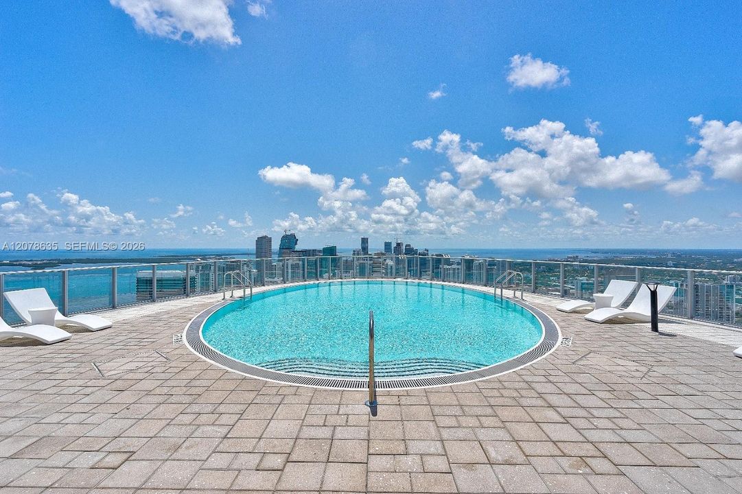 For Rent: $7,700 (2 beds, 3 baths, 1547 Square Feet)