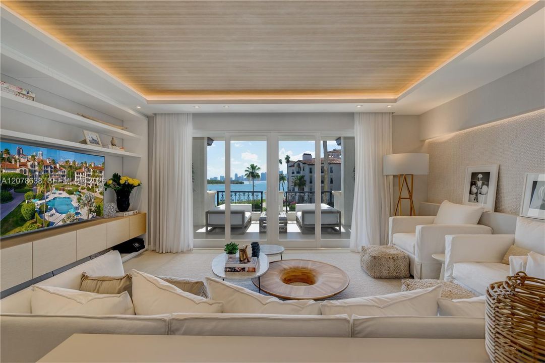 En Venta: $4,400,000 (3 camas, 3 baños, 1912 Pies cuadrados)