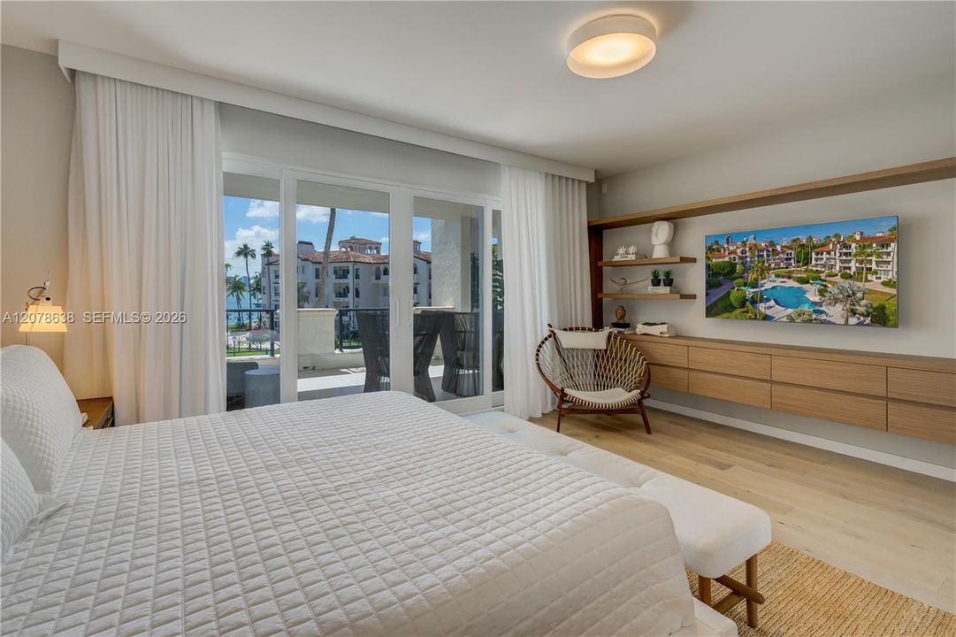 En Venta: $4,400,000 (3 camas, 3 baños, 1912 Pies cuadrados)