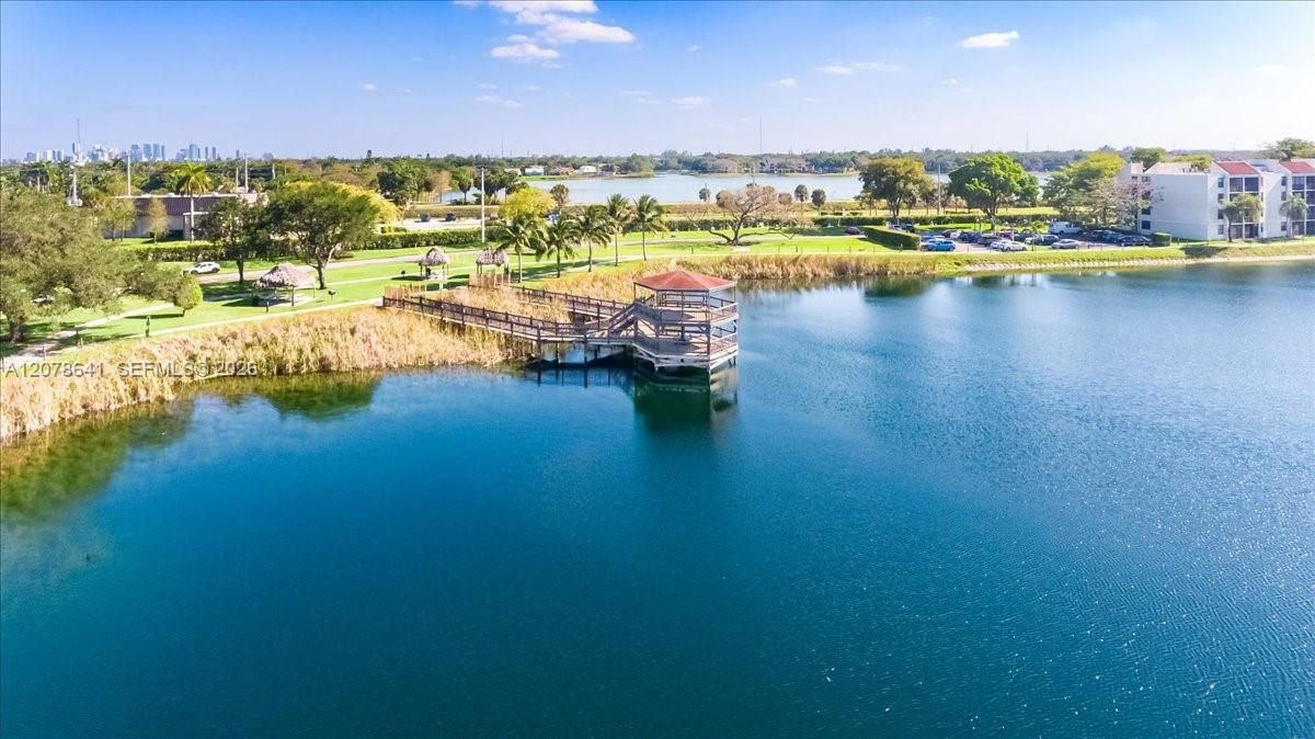 En Renta: $1,995 (2 camas, 2 baños, 920 Pies cuadrados)