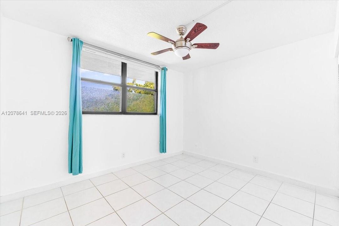 En Renta: $1,995 (2 camas, 2 baños, 920 Pies cuadrados)