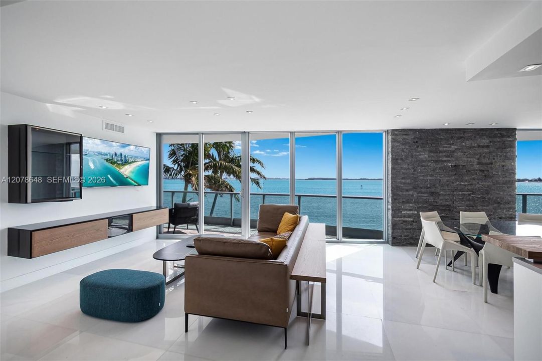En Venta: $1,590,000 (2 camas, 2 baños, 1364 Pies cuadrados)