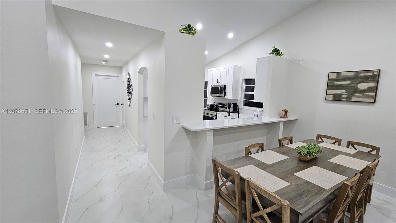 En Venta: $499,000 (3 camas, 2 baños, 1410 Pies cuadrados)