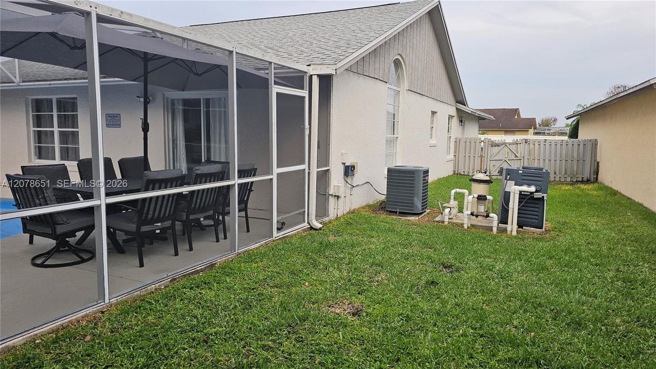 En Venta: $499,000 (3 camas, 2 baños, 1410 Pies cuadrados)