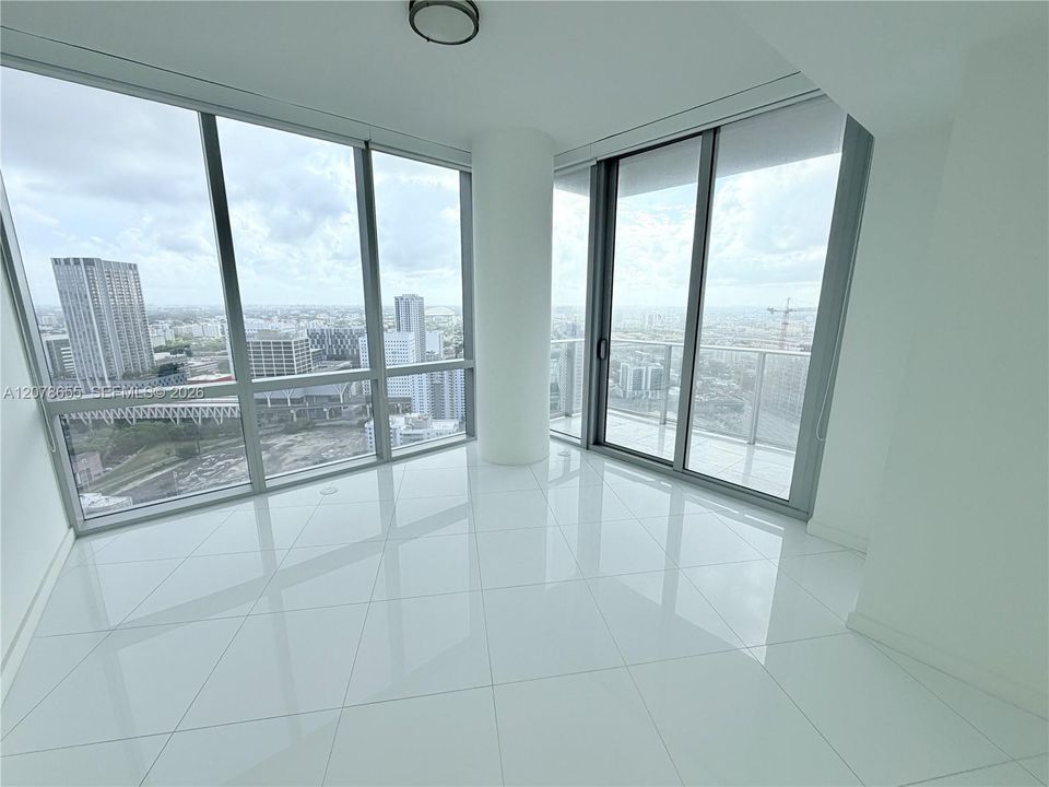 En Venta: $680,000 (1 camas, 1 baños, 937 Pies cuadrados)