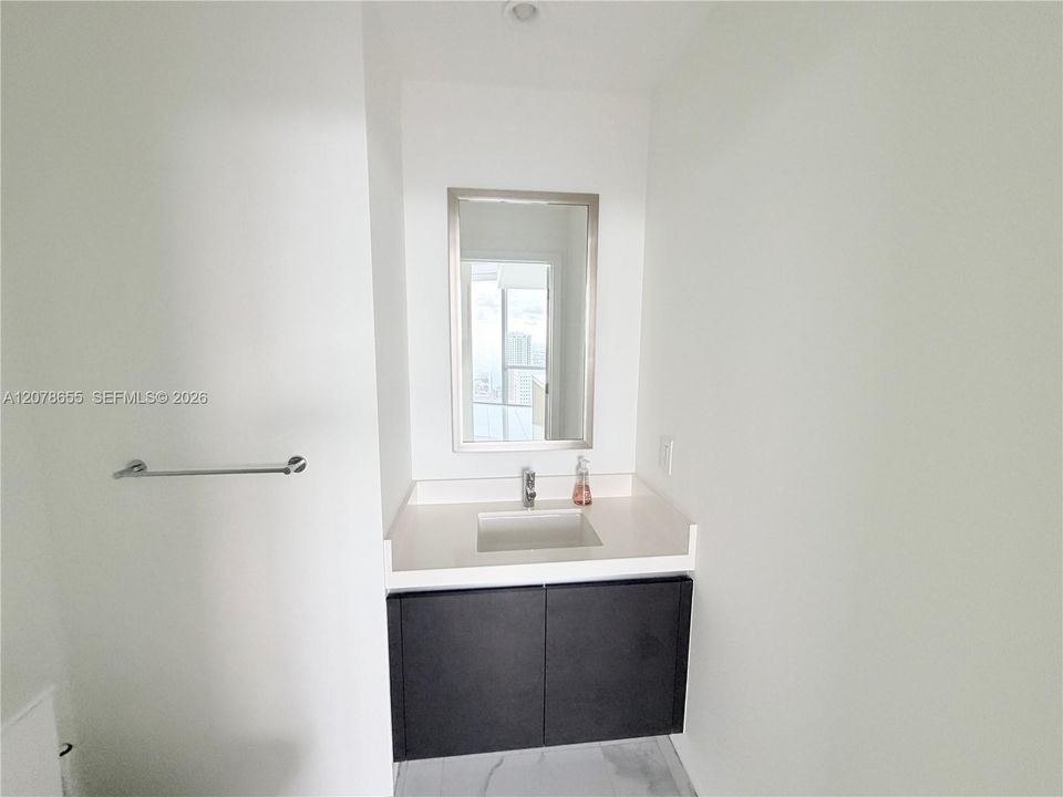 En Venta: $680,000 (1 camas, 1 baños, 937 Pies cuadrados)