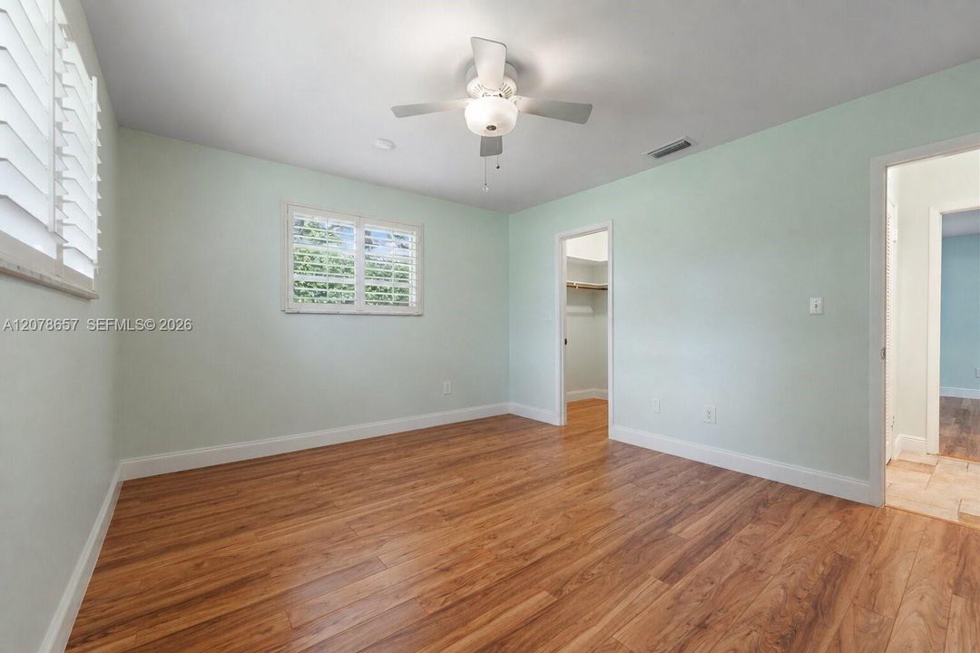 En Venta: $974,900 (3 camas, 2 baños, 1909 Pies cuadrados)