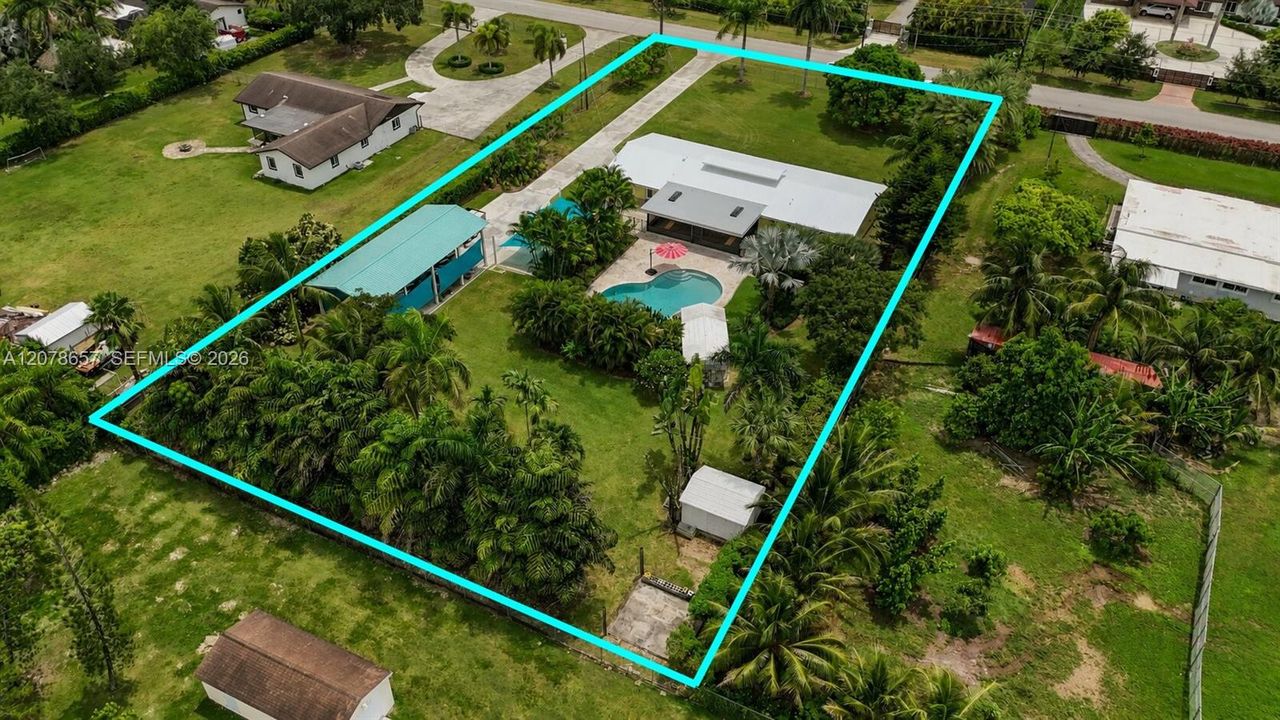 En Venta: $974,900 (3 camas, 2 baños, 1909 Pies cuadrados)