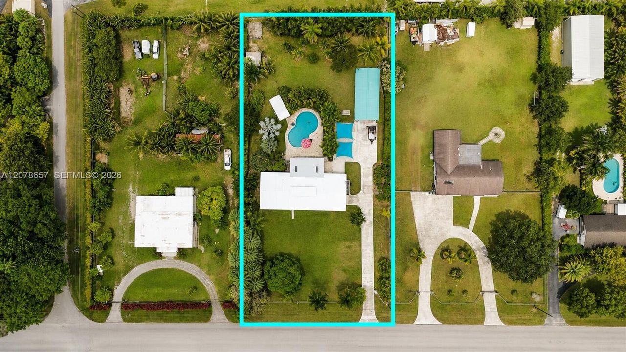 En Venta: $974,900 (3 camas, 2 baños, 1909 Pies cuadrados)